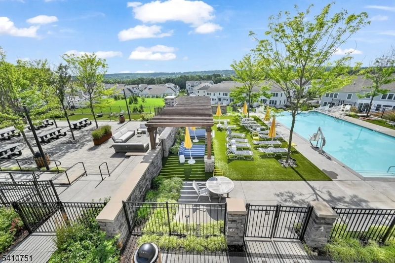 HILLTOP AT CEDAR GROVE - Residential