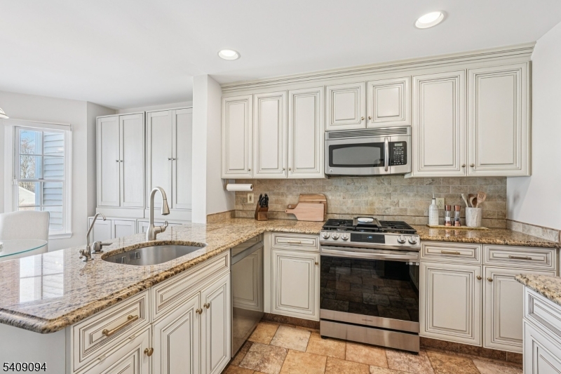 Skyline Village - Residential