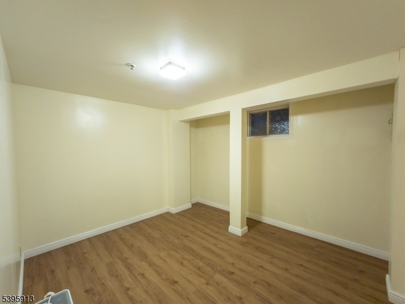 Kelly Street Plaza - Residential Lease