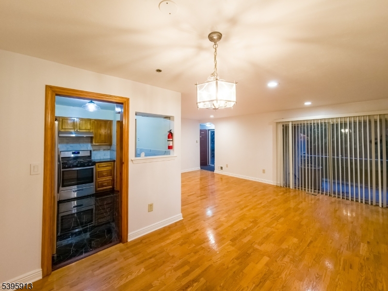 Kelly Street Plaza - Residential Lease