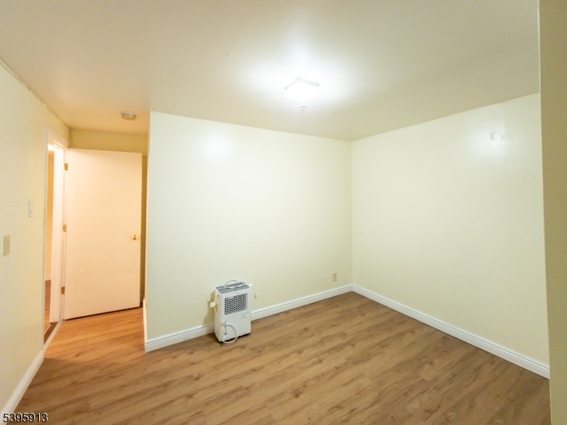 Kelly Street Plaza - Residential Lease