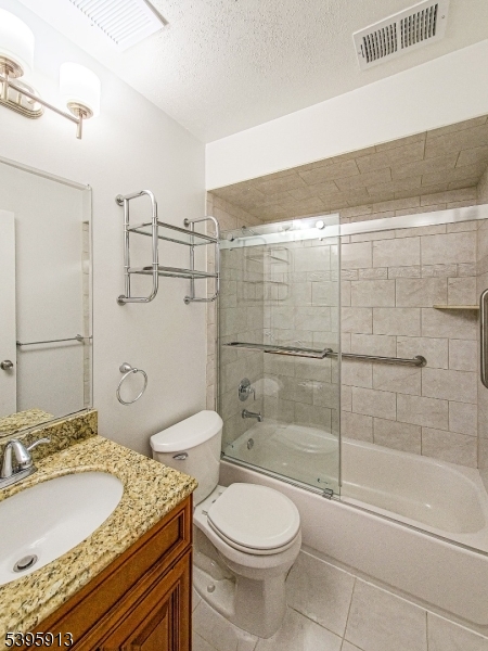 Kelly Street Plaza - Residential Lease