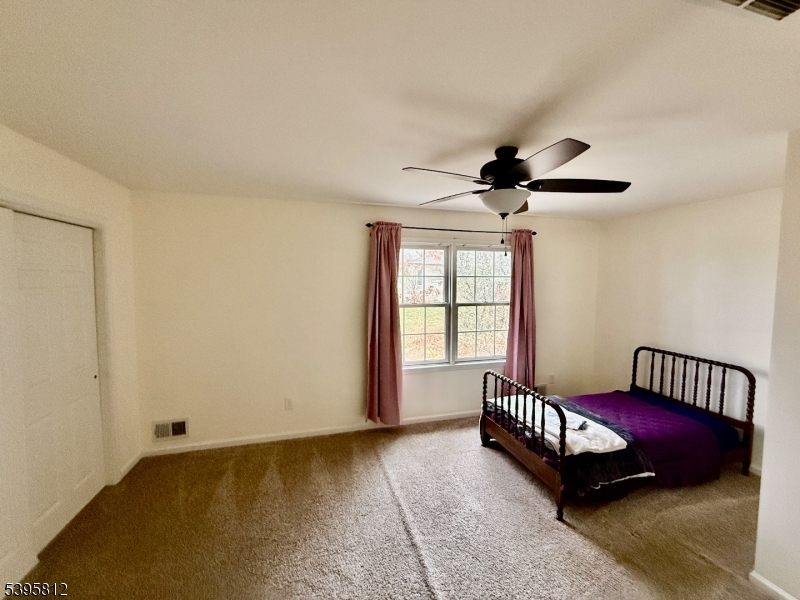 BEAR BROOK - Residential