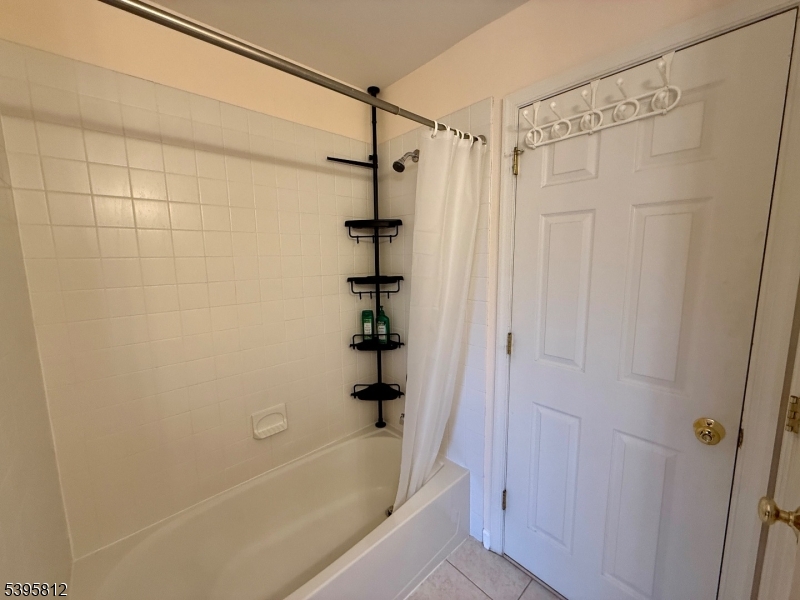 BEAR BROOK - Residential