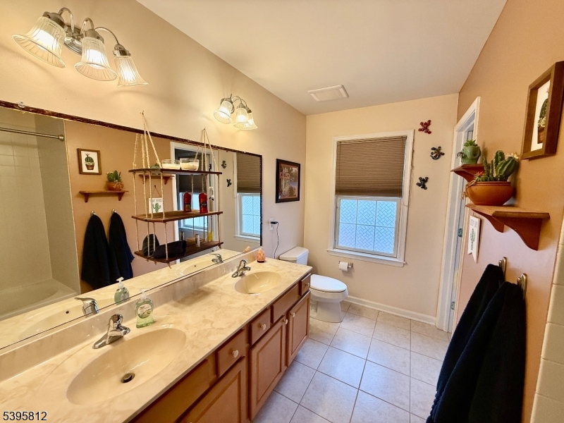 BEAR BROOK - Residential