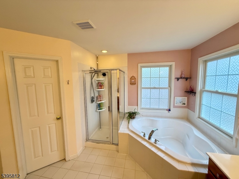 BEAR BROOK - Residential