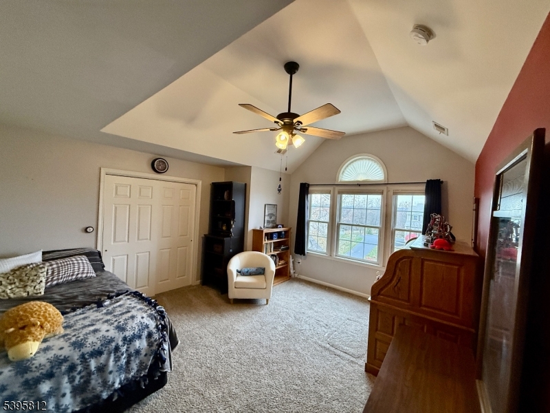 BEAR BROOK - Residential