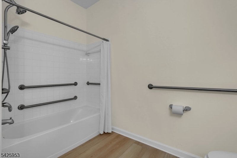 Hearthstone at Hillsborough - Residential