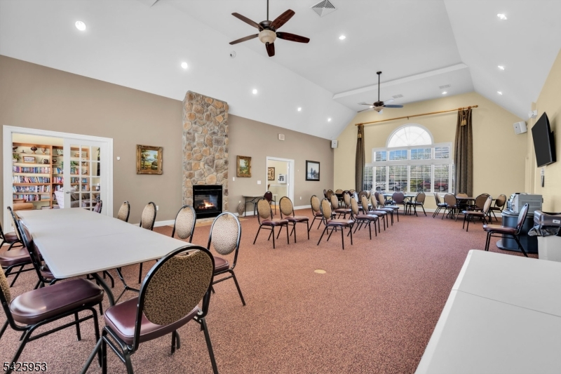 Hearthstone at Hillsborough - Residential