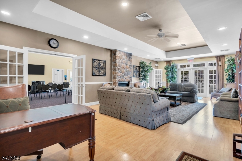 Hearthstone at Hillsborough - Residential