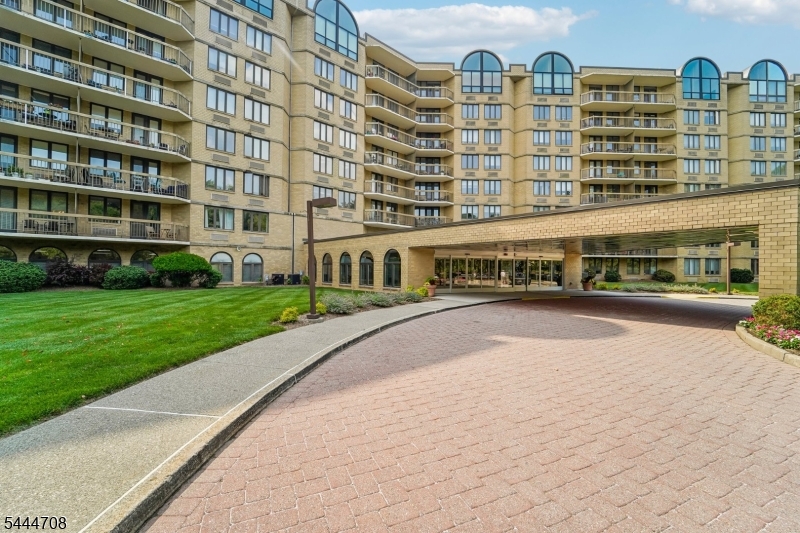 Photo 1 of 45 — 10 Smith Manor Blvd 424, West Orange Twp., NJ 07052
