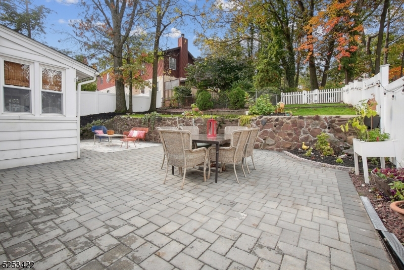 Yantacaw - Residential