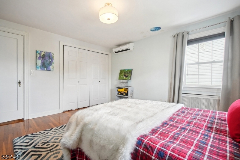 Yantacaw - Residential