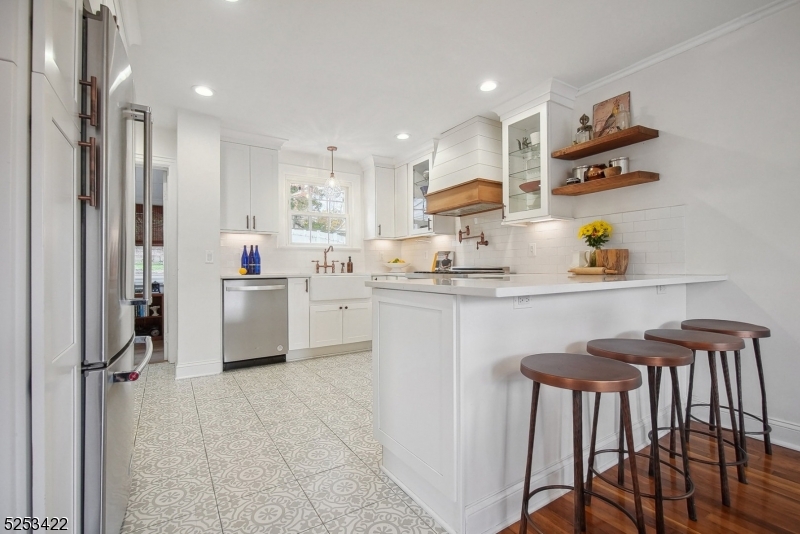 Yantacaw - Residential