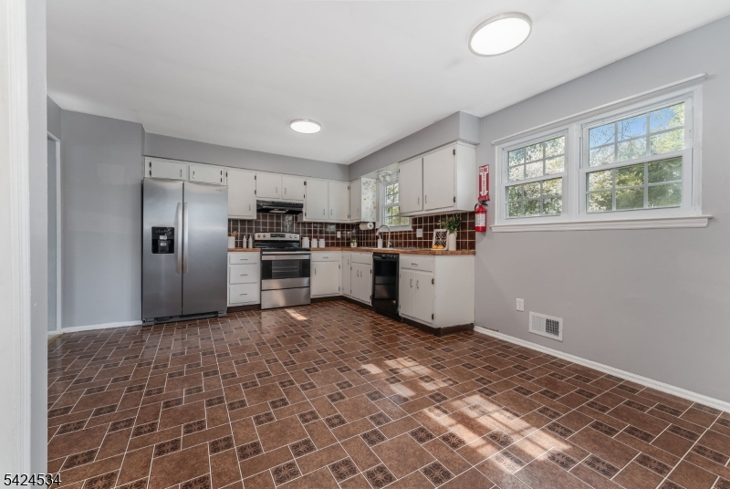 BRAKELEY PARK - Residential