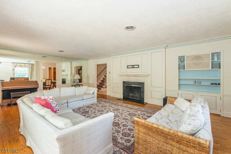 Old Short Hills - Residential