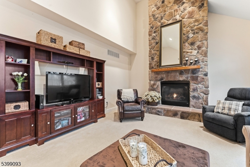 Parkside at Mountain View - Residential