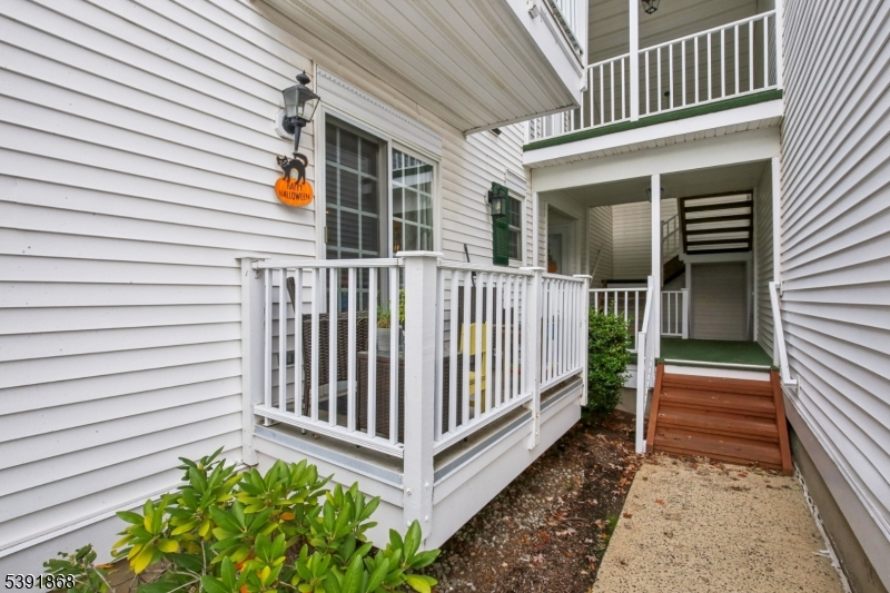 Spring Ridge - Residential