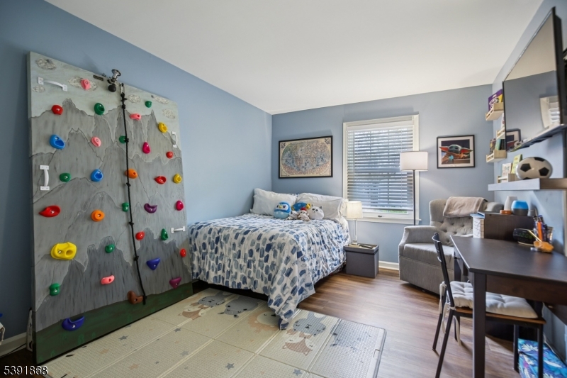 Spring Ridge - Residential