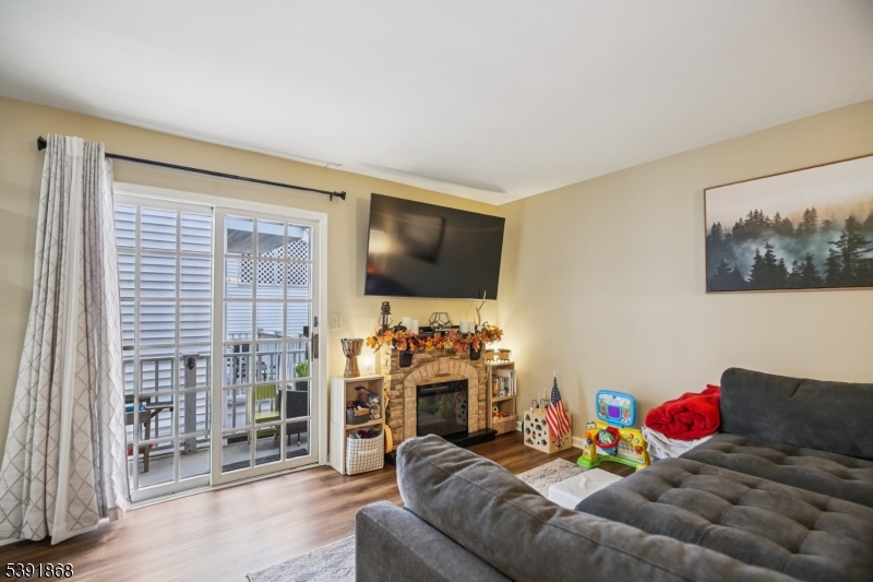 Spring Ridge - Residential