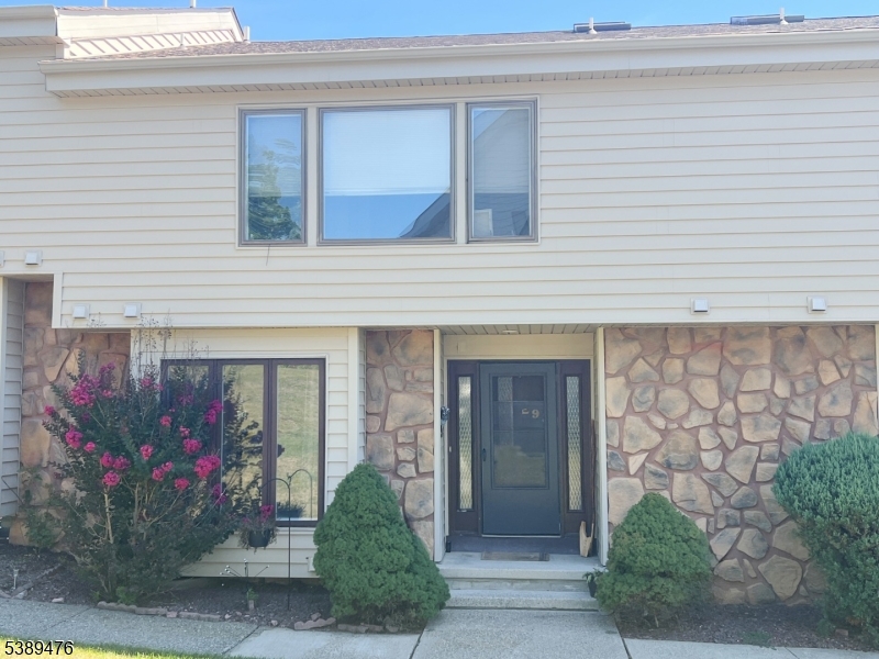 Rolling Hills - Residential