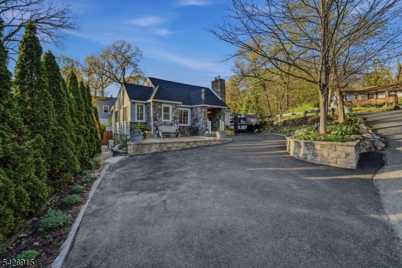 Knollwood - Residential