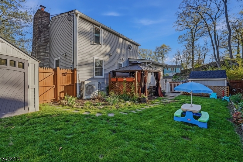 Knollwood - Residential