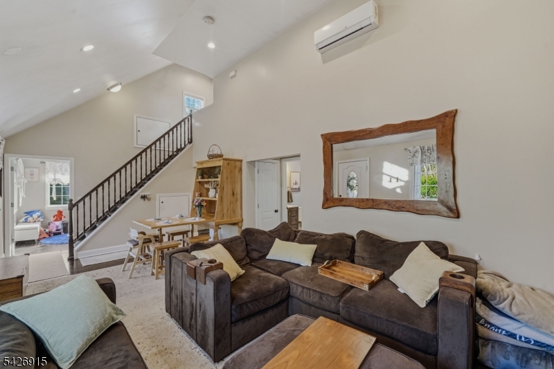 Knollwood - Residential