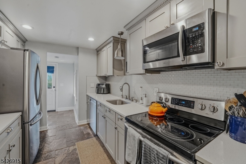 Knollwood - Residential