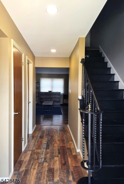 Robin Road Village - Residential