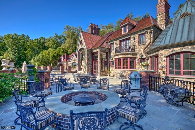 Pottersville - Residential