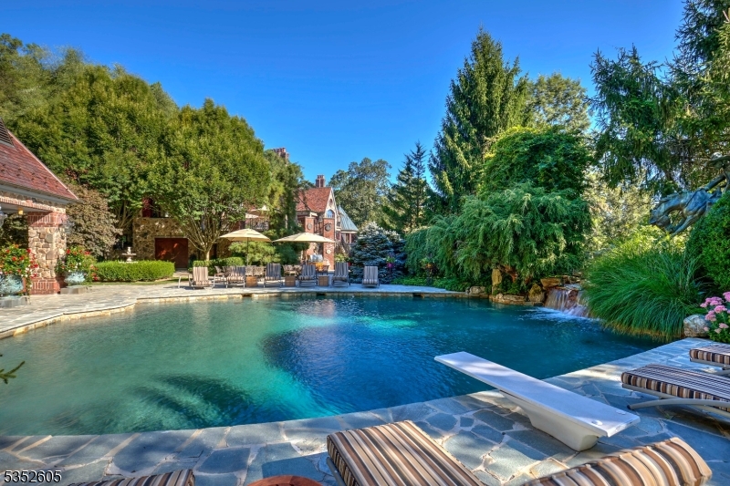 Pottersville - Residential