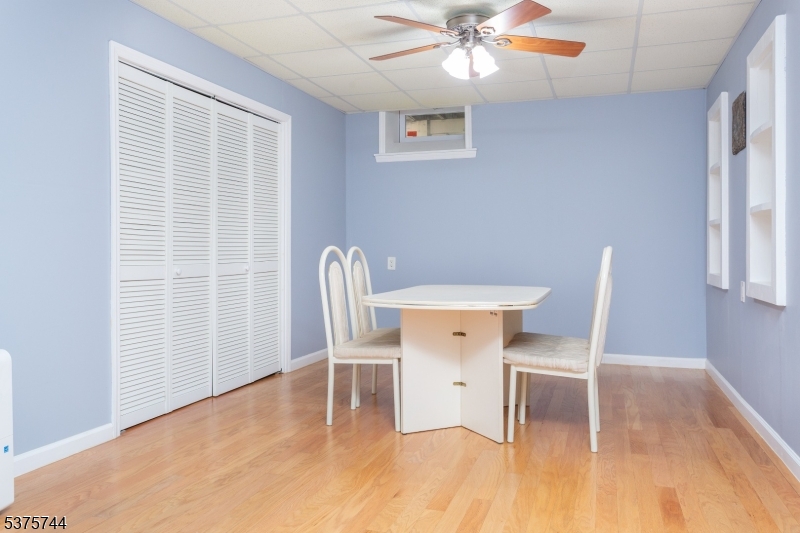 Mazdabrook - Residential Lease