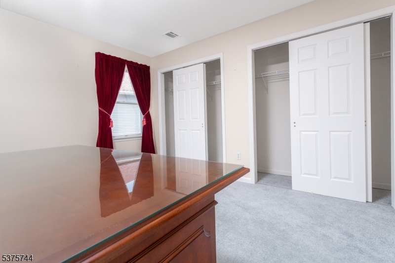 Mazdabrook - Residential Lease