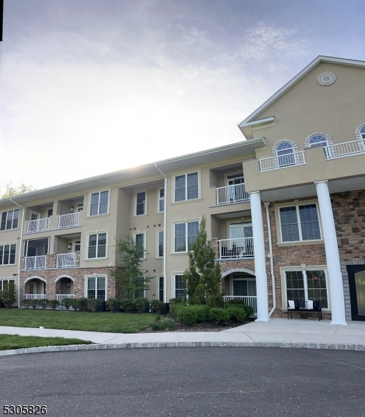 Fox Crest - Residential