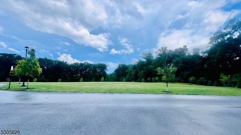 Fox Crest - Residential