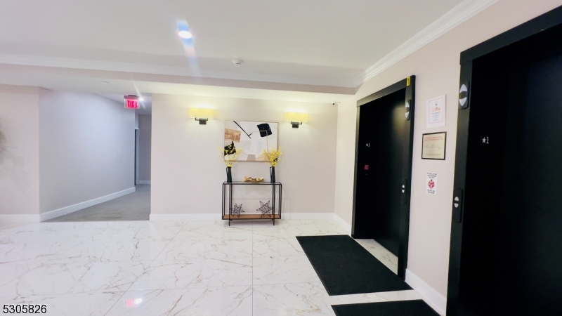 Fox Crest - Residential