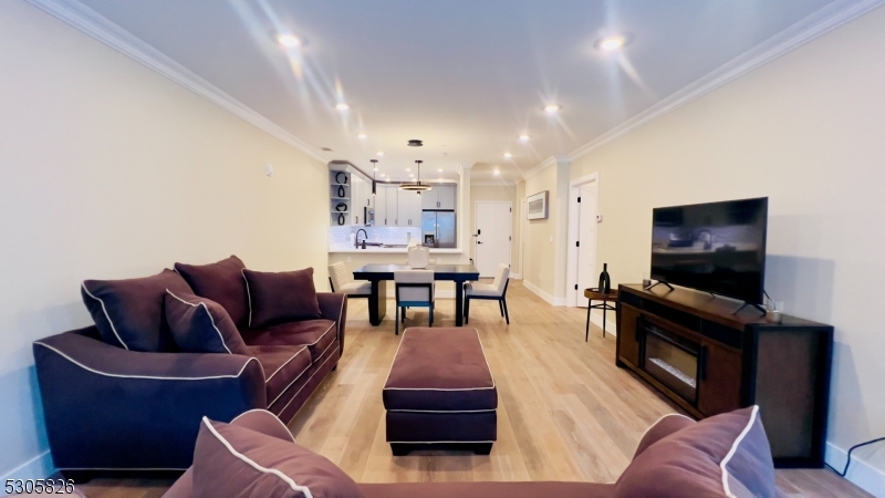 Fox Crest - Residential