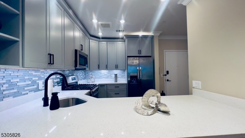 Fox Crest - Residential