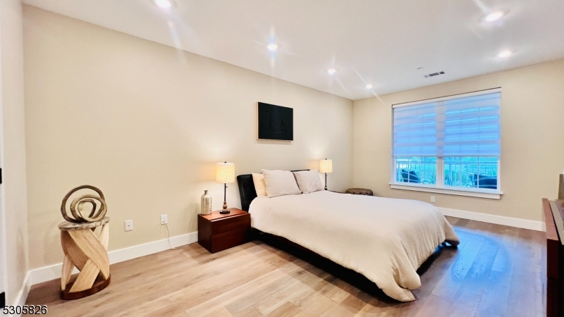 Fox Crest - Residential