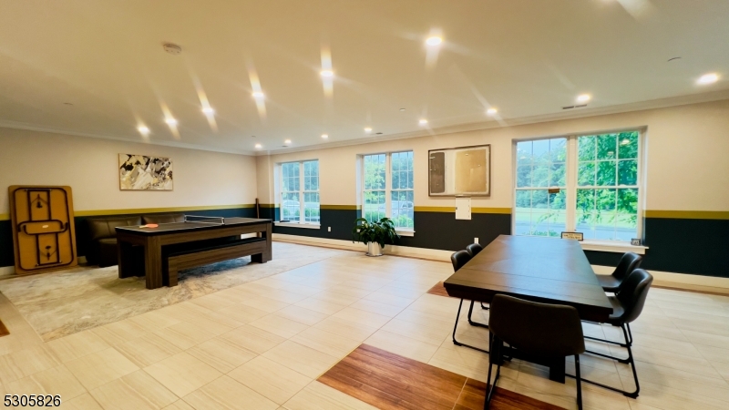 Fox Crest - Residential