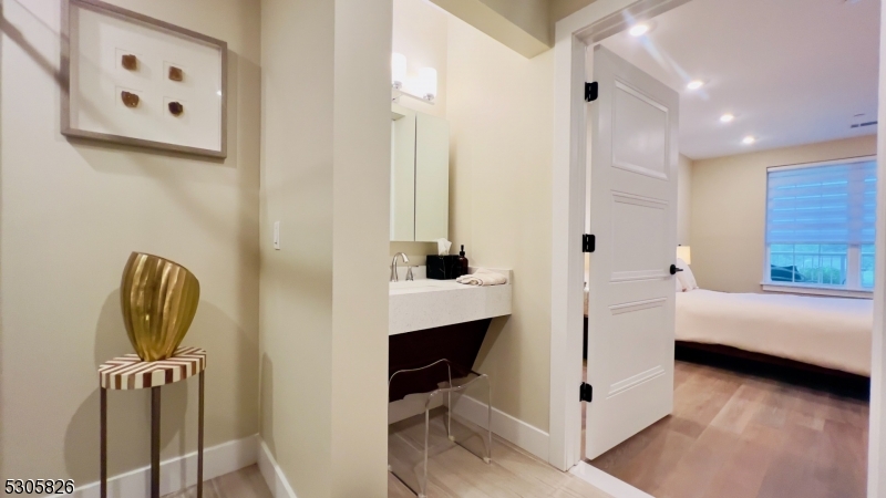 Fox Crest - Residential