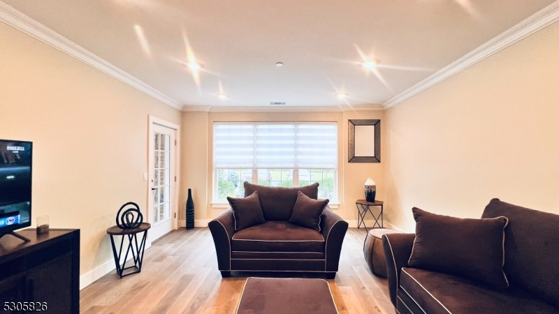 Fox Crest - Residential