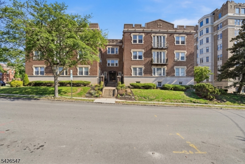 Hasting Town - Residential