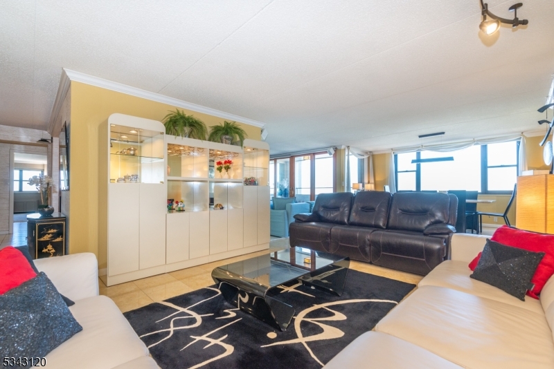 The Apogee - Residential