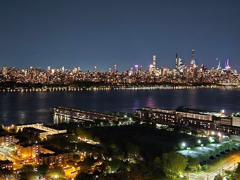 The Apogee - Residential