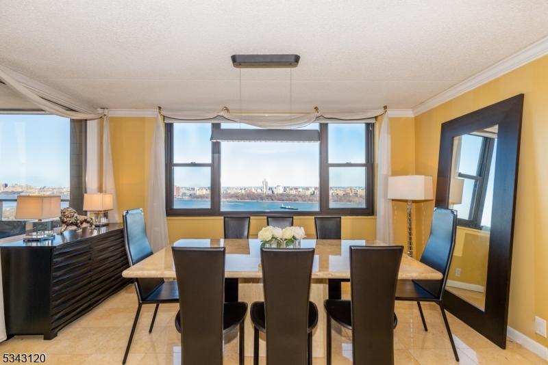 The Apogee - Residential