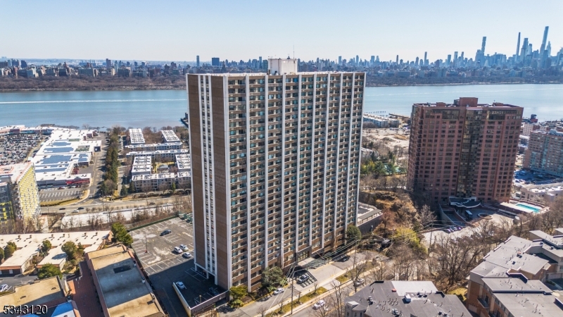 The Apogee - Residential