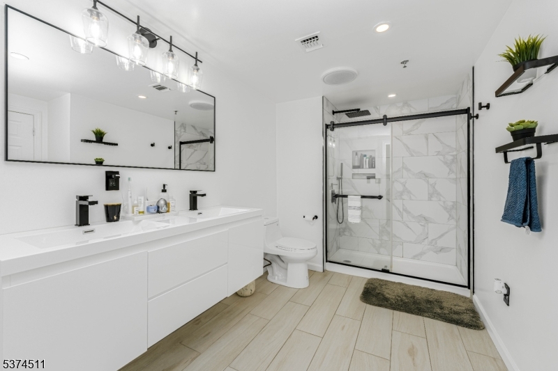 highland lofts - Residential