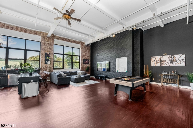 highland lofts - Residential